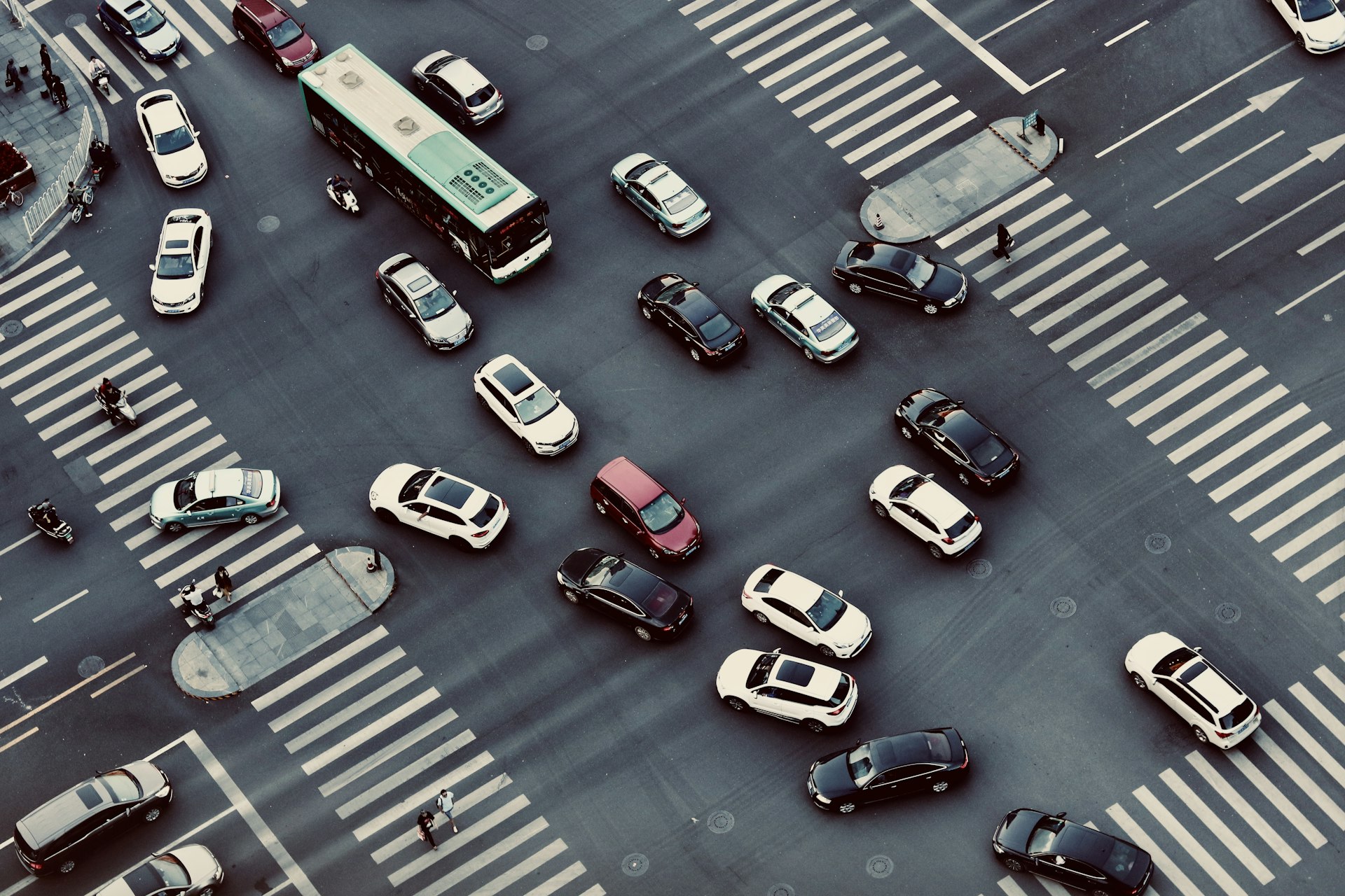 How Vehicle Sharing Platforms Are Transforming Urban Mobility: Opportunities, Challenges, and Practical Steps