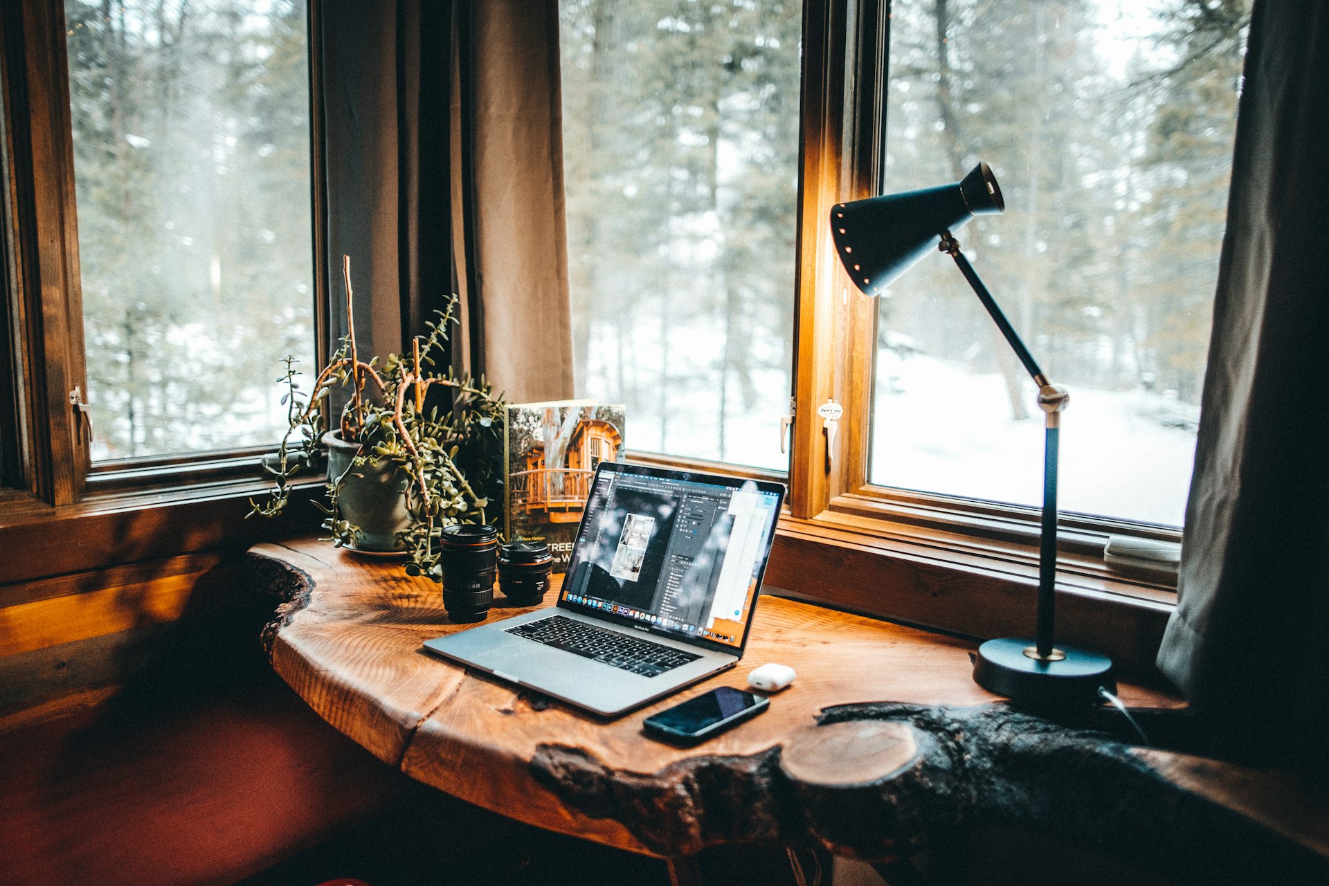Strategic Lifestyle Planning for a Successful Remote Career